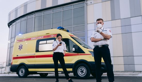 安顺救护车转运病人算来回费用吗？